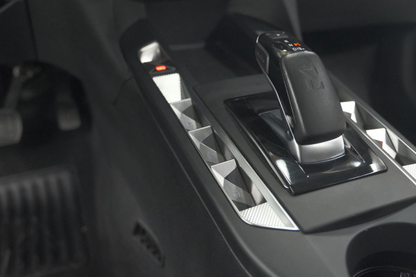 DS DS 3 Crossback E-Tense So Chic 50 kWh | Camera | Dodehoekdetectie | Apple Carplay