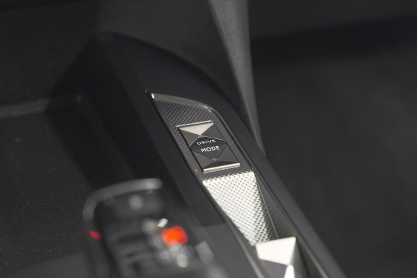 DS DS 3 Crossback E-Tense So Chic 50 kWh | Camera | Dodehoekdetectie | Apple Carplay
