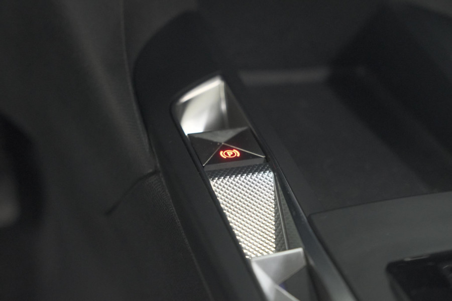 DS DS 3 Crossback E-Tense So Chic 50 kWh | Camera | Dodehoekdetectie | Apple Carplay