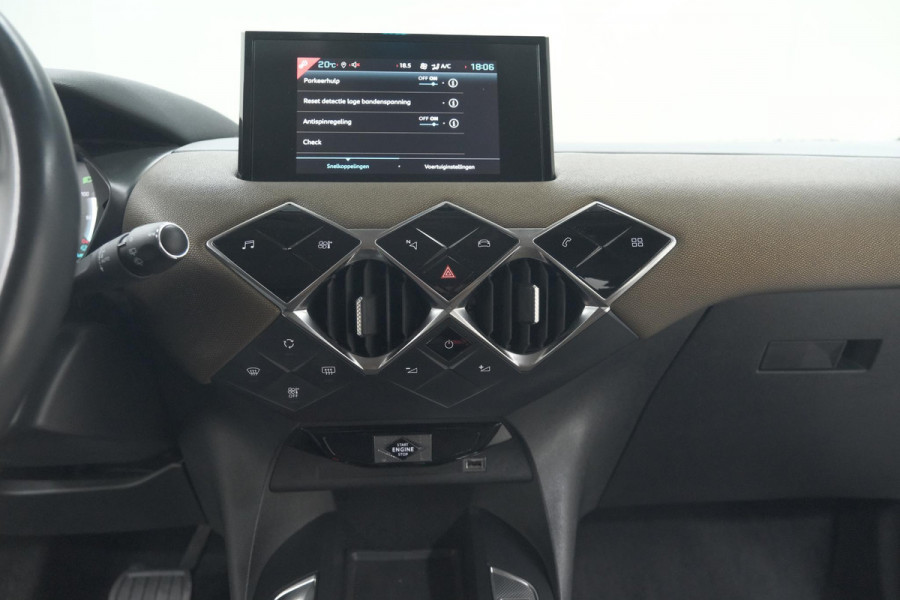 DS DS 3 Crossback E-Tense So Chic 50 kWh | Camera | Dodehoekdetectie | Apple Carplay