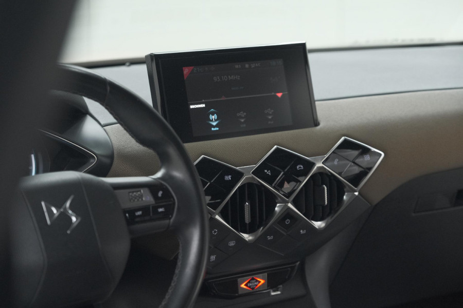 DS DS 3 Crossback E-Tense So Chic 50 kWh | Camera | Dodehoekdetectie | Apple Carplay