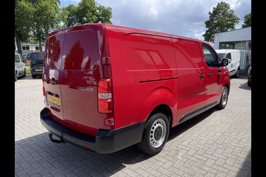 Toyota ProAce Worker 1.6 D-4D Cool Comfort Long L3H1 / rijklaar € 17.950 ex btw / lease vanaf € 408 / airco / cruise / trekhaak 2000 kg / bijrijdersbank !