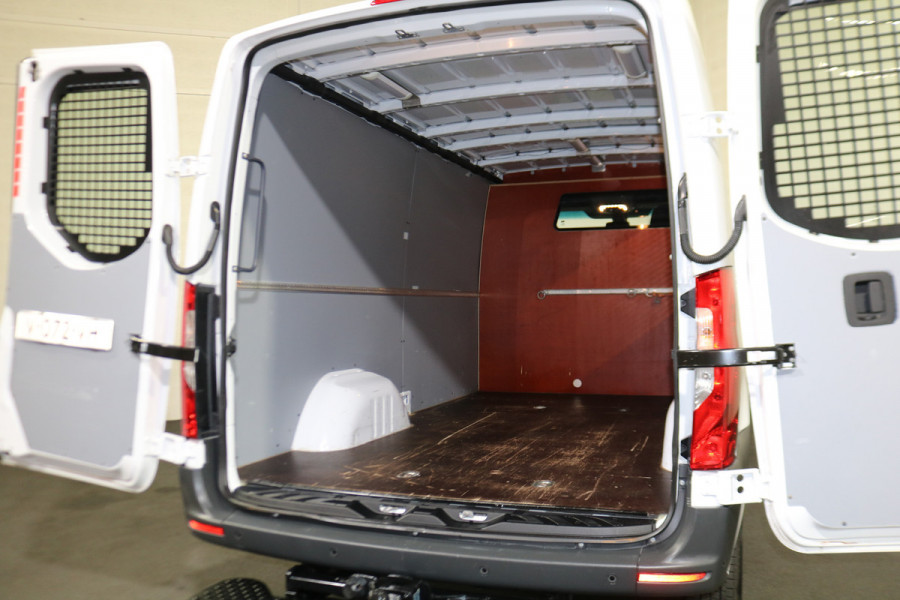 Mercedes-Benz Sprinter 314 CDI L2 H1 Automaat Airco Camera 2.8T Trekhaak