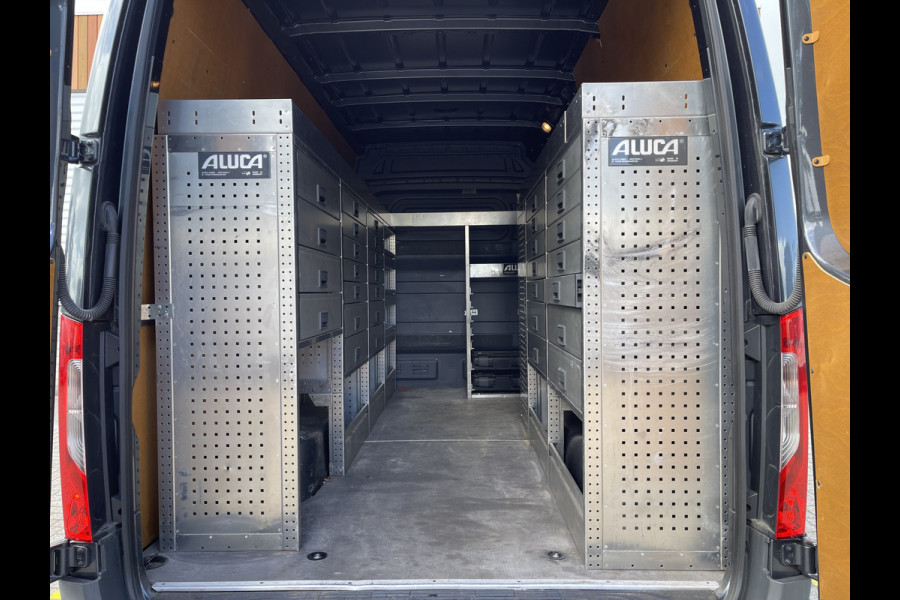 Mercedes-Benz Sprinter 516 2.2 CDI L2H2 dubbellucht / vaste prijs rijklaar € 26.950 ex btw / lease vanaf € / euro 6 / bpm vrij / tegen een meerprijs kunnen wij een trekhaak 3500 kg monteren !