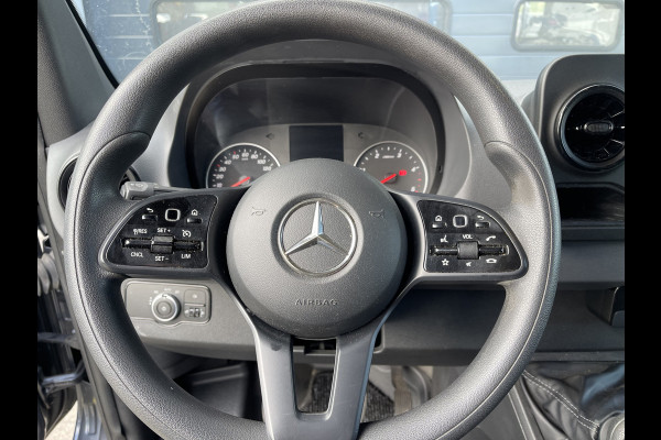 Mercedes-Benz Sprinter 516 2.2 CDI L2H2 dubbellucht / vaste prijs rijklaar € 26.950 ex btw / lease vanaf € / euro 6 / bpm vrij / tegen een meerprijs kunnen wij een trekhaak 3500 kg monteren !
