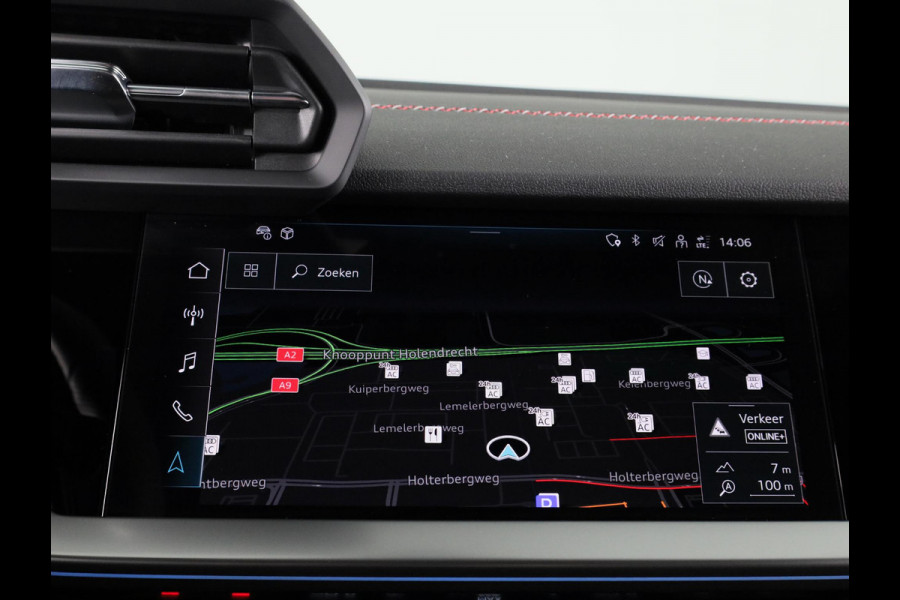 Audi A3 Sportback 40 TFSI e S edition 204 pk S-tronic | Verlengde garantie | Navigatie | Trekhaak (afneembaar) | Parkeersensoren (Park assist) | Adaptieve cruise control | Stoelverwarming | S-line |