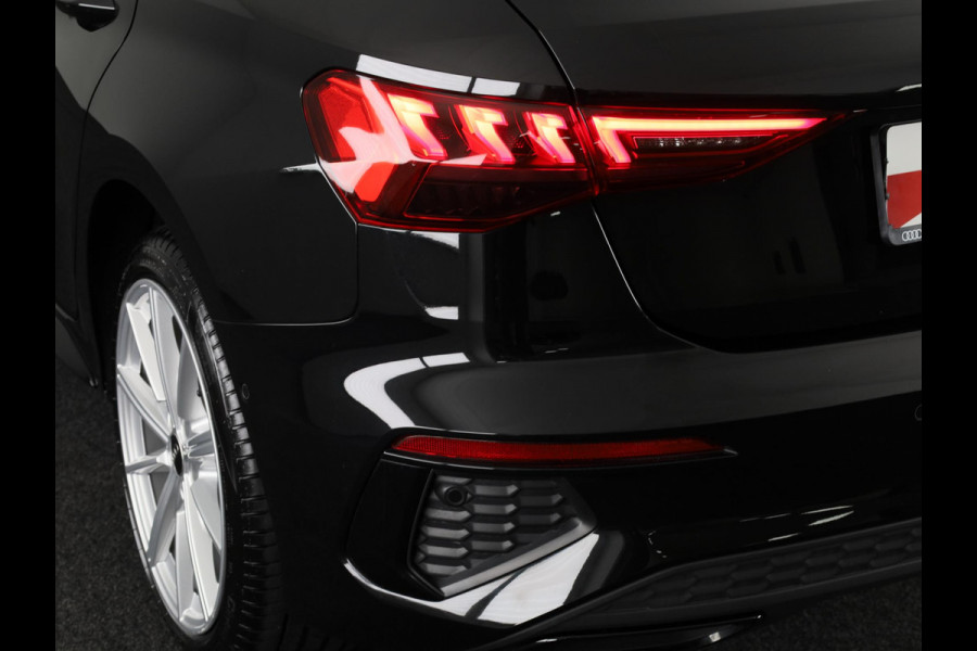 Audi A3 Sportback 40 TFSI e S edition 204 pk S-tronic | Verlengde garantie | Navigatie | Trekhaak (afneembaar) | Parkeersensoren (Park assist) | Adaptieve cruise control | Stoelverwarming | S-line |