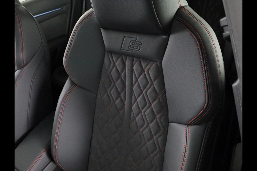 Audi A3 Sportback 40 TFSI e S edition 204 pk S-tronic | Verlengde garantie | Navigatie | Trekhaak (afneembaar) | Parkeersensoren (Park assist) | Adaptieve cruise control | Stoelverwarming | S-line |