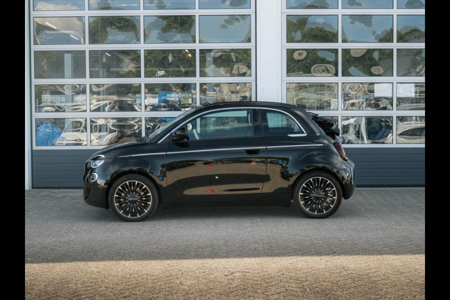 Fiat 500E CABRIO La Prima 42 kWh | By Bocelli | Leder | 17" | Navi | Winter Pack |