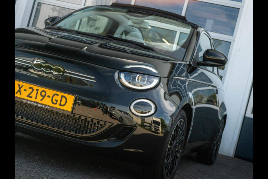 Fiat 500E CABRIO La Prima 42 kWh | By Bocelli | Leder | 17" | Navi | Winter Pack |