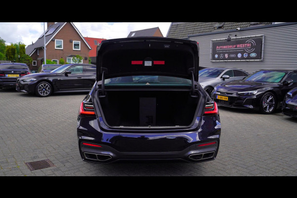 BMW 7 Serie M760Li xDrive High Executive | Massage | TV | Koelbox | HuD | BMW Drive Assisted | 360 cam | Stoelkoeling | Bowers |
