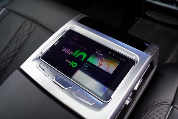 BMW 7 Serie M760Li xDrive High Executive | Massage | TV | Koelbox | HuD | BMW Drive Assisted | 360 cam | Stoelkoeling | Bowers |