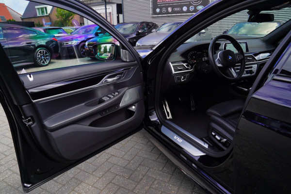BMW 7 Serie M760Li xDrive High Executive | Massage | TV | Koelbox | HuD | BMW Drive Assisted | 360 cam | Stoelkoeling | Bowers |