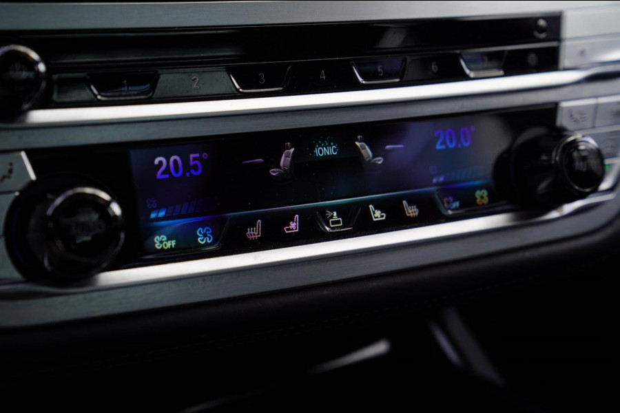 BMW 7 Serie M760Li xDrive High Executive | Massage | TV | Koelbox | HuD | BMW Drive Assisted | 360 cam | Stoelkoeling | Bowers |