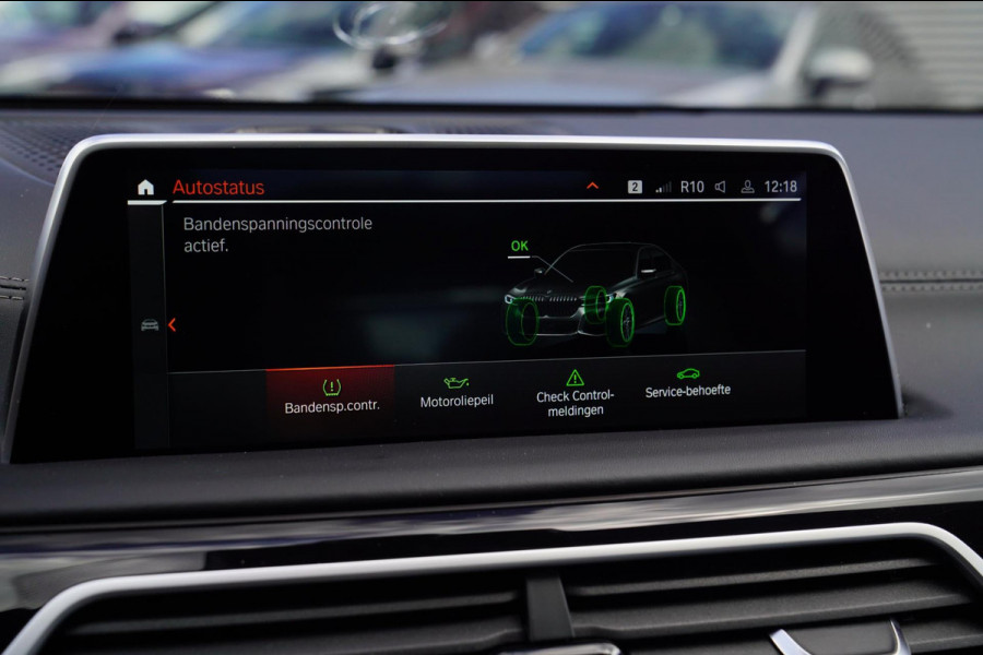 BMW 7 Serie M760Li xDrive High Executive | Massage | TV | Koelbox | HuD | BMW Drive Assisted | 360 cam | Stoelkoeling | Bowers |