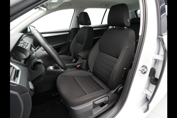 Škoda Octavia Combi 1.5 TSI 150pk DSG Greentech Ambition Navigatie Carplay Clima Pdc Cruise DAB 201