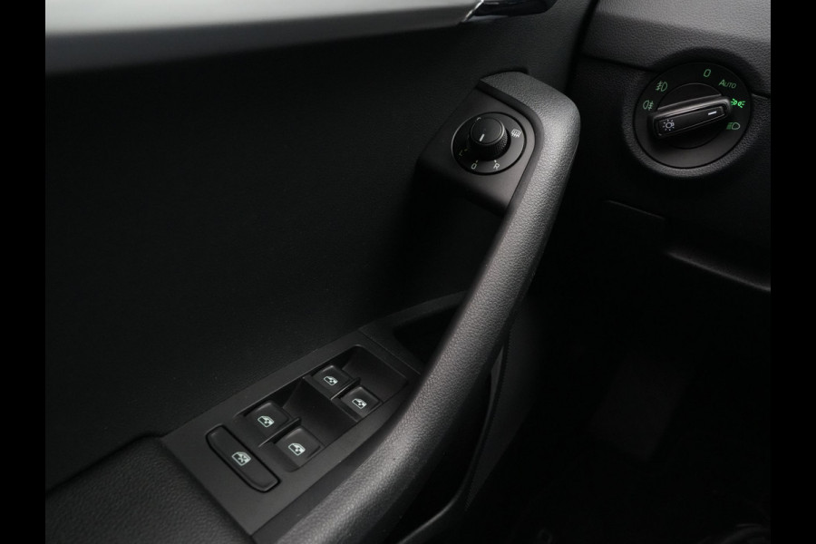 Škoda Octavia Combi 1.5 TSI 150pk DSG Greentech Ambition Navigatie Carplay Clima Pdc Cruise DAB 201