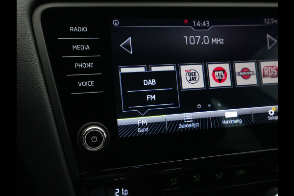Škoda Octavia Combi 1.5 TSI 150pk DSG Greentech Ambition Navigatie Carplay Clima Pdc Cruise DAB 201