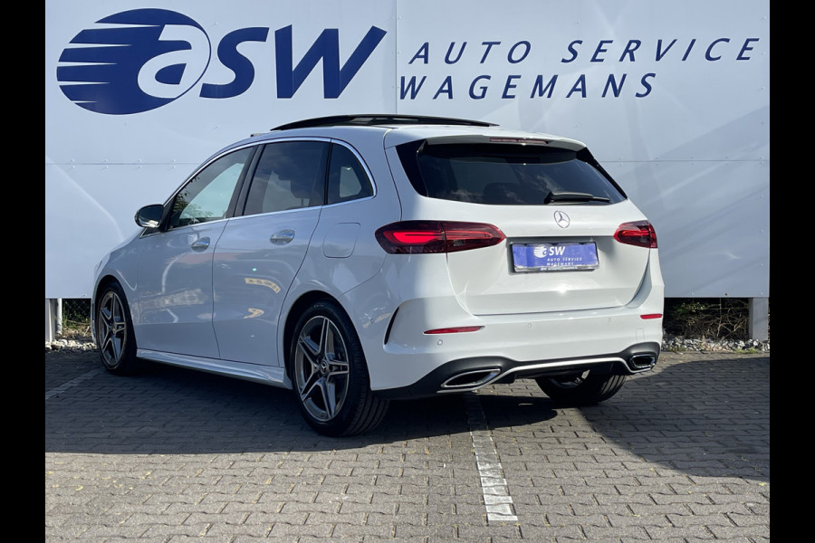 Mercedes-Benz B-Klasse 200 AMG Line | Pano | Trekhaak | Camera | Ambient Light | Dodehoek | Keyless