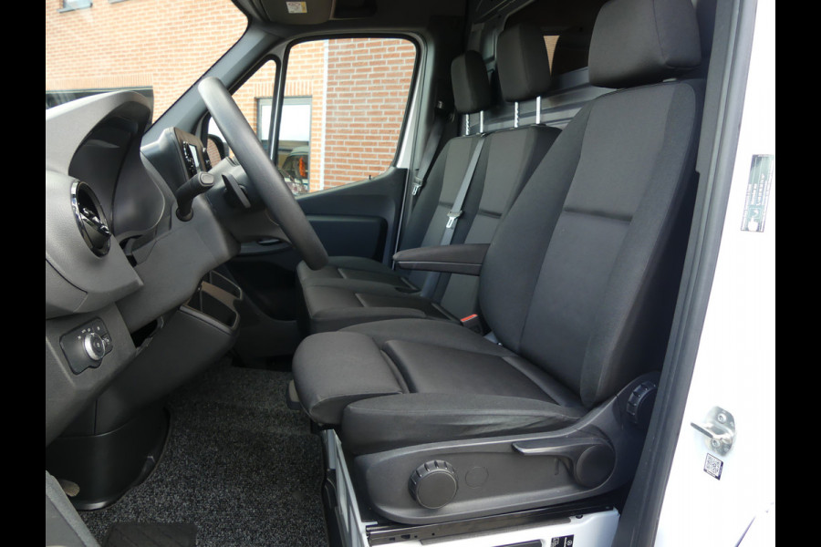 Mercedes-Benz Sprinter 317 CDI L2H2 Camera/Airco/Cruise control/Navigatie