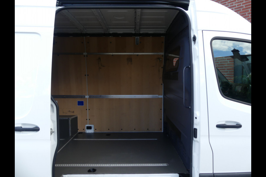 Mercedes-Benz Sprinter 317 CDI L2H2 Camera/Airco/Cruise control/Navigatie