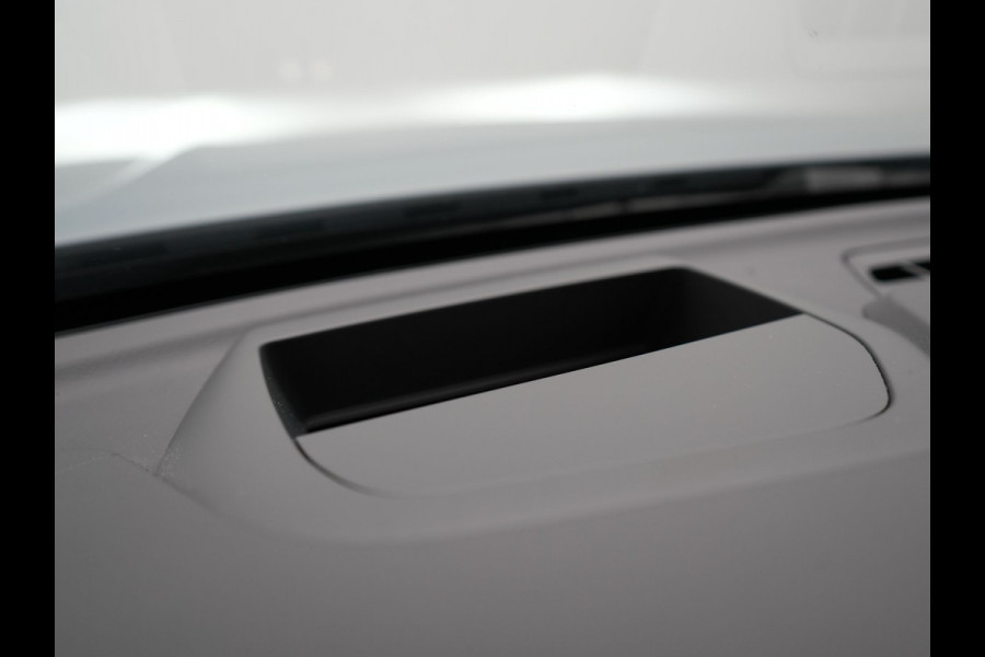 Volvo XC60 T8 AWD Polestar Engineered Plug in Hybrid 455pk Long Range Thunder Grey PHEV |  Panodak | Lederen Sportstoelen Memory | Google Assistant | Pilot Assist | Harman Kardon | Head Up | Adaptive Cruise | L.M. 21" | Virtual | 360 Camera | Navigatie | Apple Carplay |