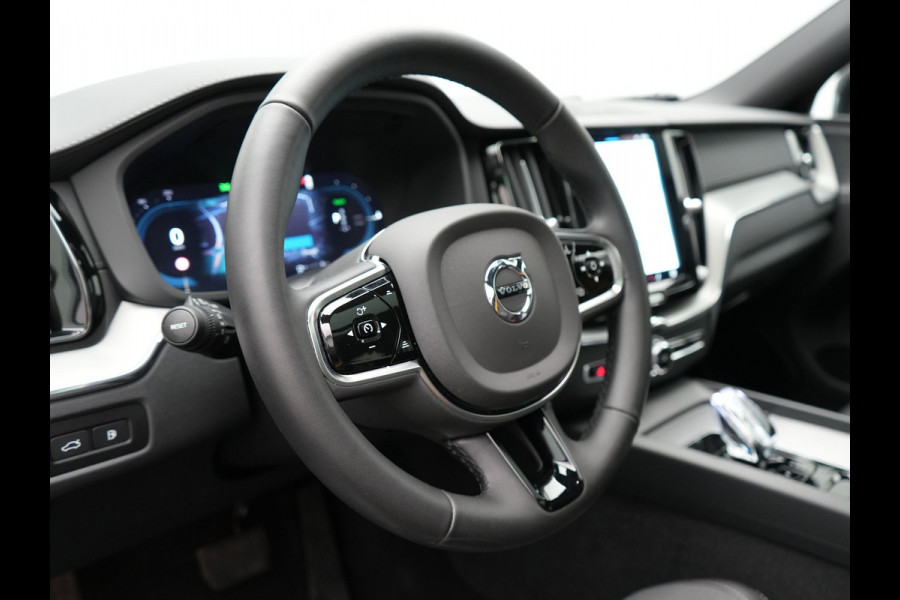 Volvo XC60 T8 AWD Polestar Engineered Plug in Hybrid 455pk Long Range Thunder Grey PHEV |  Panodak | Lederen Sportstoelen Memory | Google Assistant | Pilot Assist | Harman Kardon | Head Up | Adaptive Cruise | L.M. 21" | Virtual | 360 Camera | Navigatie | Apple Carplay |
