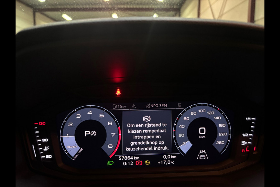 Audi A1 SPORTBACK 25 TFSI S line automaat