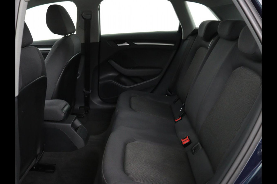 Audi A3 1.0 TFSI | Navigatie | Parkeerhulp | Xenon | Cruise control | Airco | Bluetooth | Regen-/lichtsensor