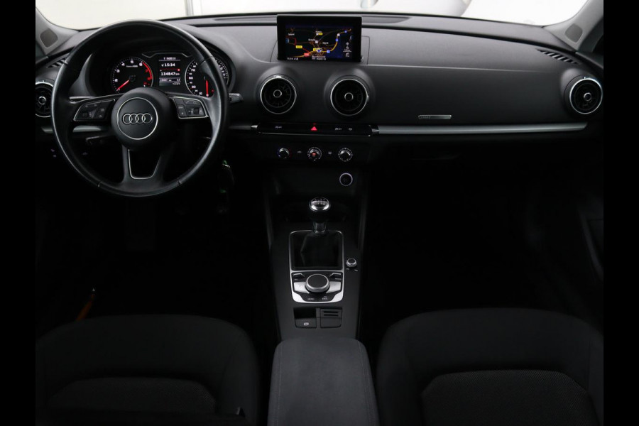 Audi A3 1.0 TFSI | Navigatie | Parkeerhulp | Xenon | Cruise control | Airco | Bluetooth | Regen-/lichtsensor