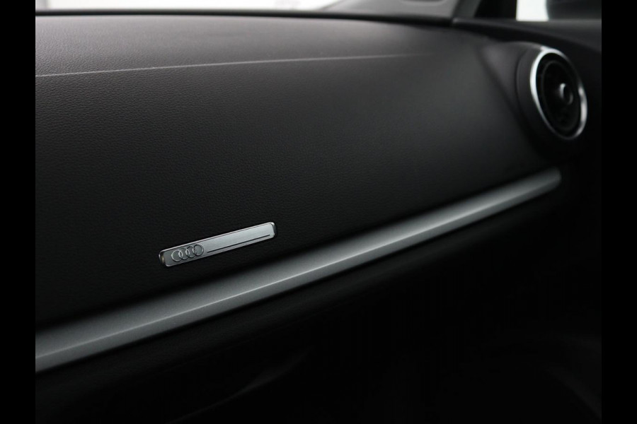 Audi A3 1.0 TFSI | Navigatie | Parkeerhulp | Xenon | Cruise control | Airco | Bluetooth | Regen-/lichtsensor