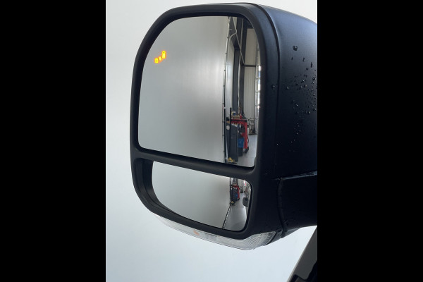 Ford Transit Custom 320 2.0 TDCI L2H1 170 PK AUT / NEXT LEVEL PACK PREMIUM Navi / Camera