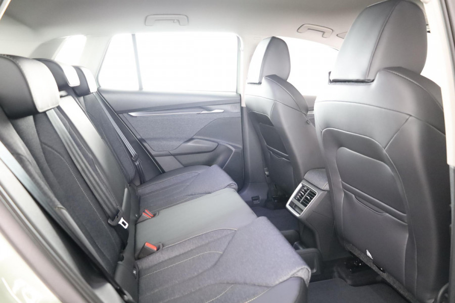 Škoda Elroq 60 Business Edition 204 pk | Trekhaak wegklapbaar