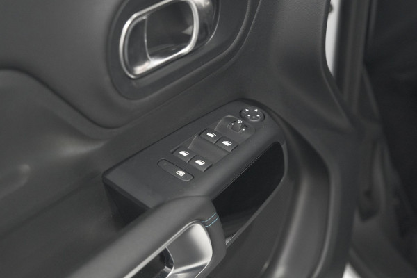 Citroën C5 Aircross 1.2 Hybrid 136 e-DCS7 Plus | Camera | Navigatie | Parkeersensoren | Apple Carplay