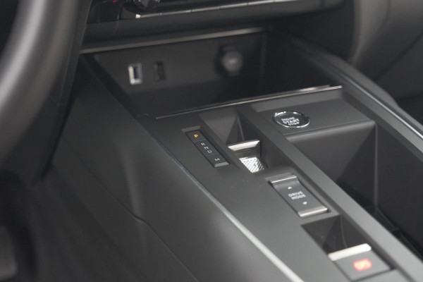 Citroën C5 Aircross 1.2 Hybrid 136 e-DCS7 Plus | Camera | Navigatie | Parkeersensoren | Apple Carplay