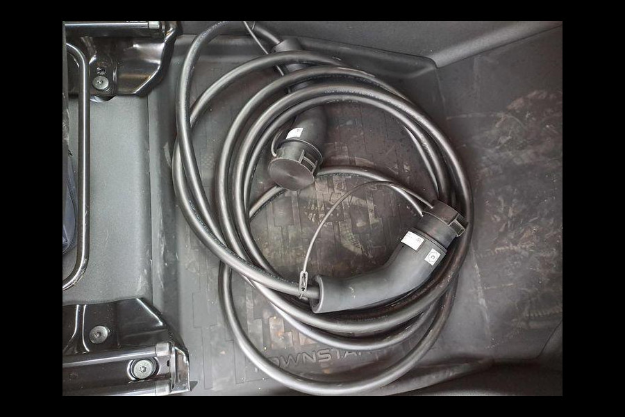Nissan Townstar N-Connecta L1 45 kWh 122pk | Achteruitrijcamera | Groot scherm | Automatische Airco | Cruise Controle
