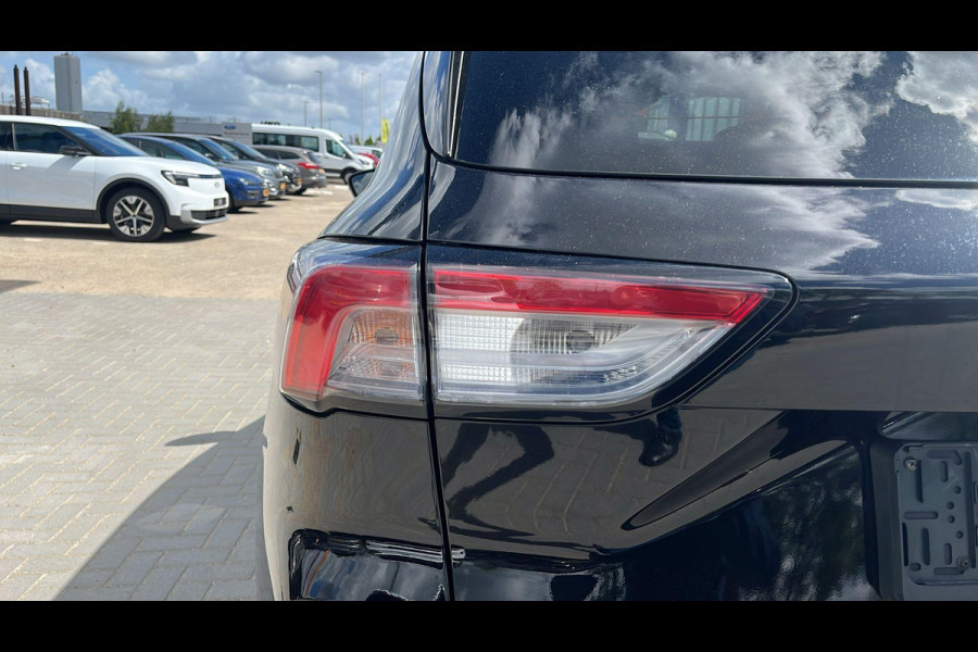Ford Kuga 2.5 PHEV ST-Line X 225pk | Winterpack | Panoramadak | Trekhaak Afneembaar | SYNC 3 Navigatie