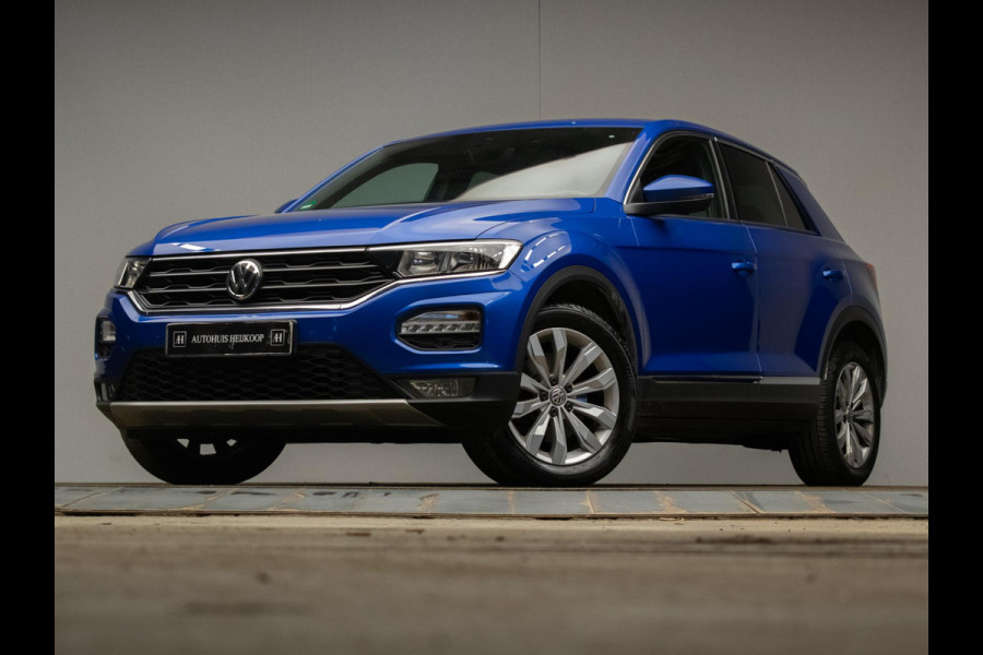 Volkswagen T-Roc 1.5 TSI Sport (APPLE CARPLAY,NAVI,LED,XENON,DIGITALE DASH,STOELVERWARMING,PDC,CRUISE,CLIMATE,NETTESTAAT))