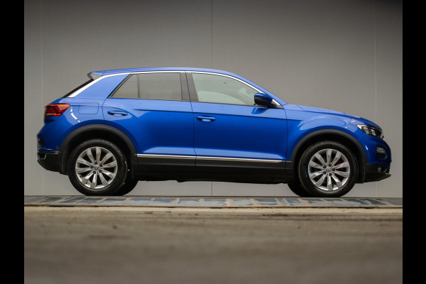 Volkswagen T-Roc 1.5 TSI Sport (APPLE CARPLAY,NAVI,LED,XENON,DIGITALE DASH,STOELVERWARMING,PDC,CRUISE,CLIMATE,NETTESTAAT))