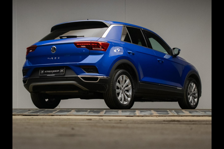 Volkswagen T-Roc 1.5 TSI Sport (APPLE CARPLAY,NAVI,LED,XENON,DIGITALE DASH,STOELVERWARMING,PDC,CRUISE,CLIMATE,NETTESTAAT))