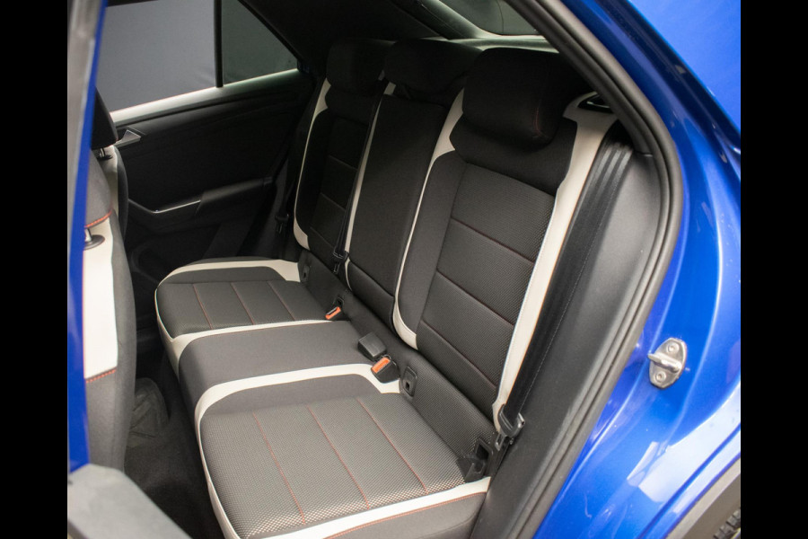 Volkswagen T-Roc 1.5 TSI Sport (APPLE CARPLAY,NAVI,LED,XENON,DIGITALE DASH,STOELVERWARMING,PDC,CRUISE,CLIMATE,NETTESTAAT))