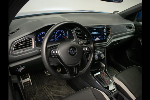 Volkswagen T-Roc 1.5 TSI Sport (APPLE CARPLAY,NAVI,LED,XENON,DIGITALE DASH,STOELVERWARMING,PDC,CRUISE,CLIMATE,NETTESTAAT))