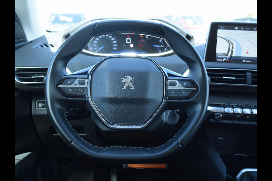 Peugeot 3008 1.2 PureTech Allure NIEUWE DISTRIBUTIE | TREKHAAK | ACHTERUITRIJCAMERA MET SENSOREN | NAVIGATIE | E.C.C. |