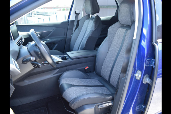 Peugeot 3008 1.2 PureTech Allure NIEUWE DISTRIBUTIE | TREKHAAK | ACHTERUITRIJCAMERA MET SENSOREN | NAVIGATIE | E.C.C. |