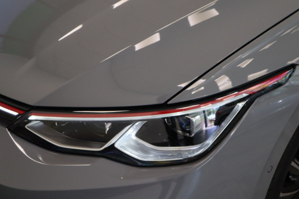 Volkswagen Golf 2.0 TSI GTI VCP Panorama Head up Navigatie Harman Kardon sfeerverlichting  camera