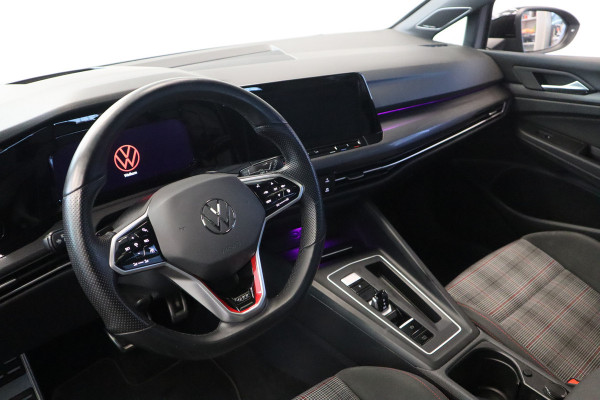 Volkswagen Golf 2.0 TSI GTI VCP Panorama Head up Navigatie Harman Kardon sfeerverlichting  camera