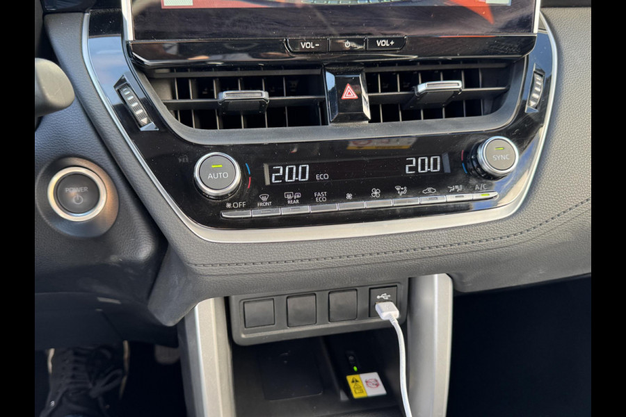 Toyota Corolla Cross Hybrid 200 Style | El.achterklep | Navi | Adaptive cruise control | Prijs is rijklaar