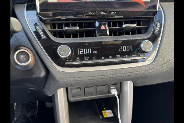 Toyota Corolla Cross Hybrid 200 Style | El.achterklep | Navi | Adaptive cruise control | Prijs is rijklaar