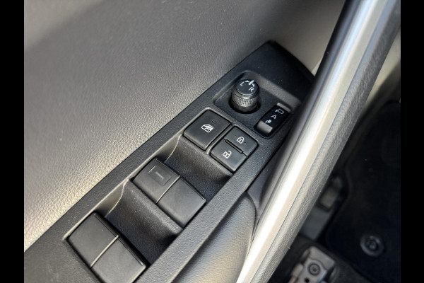 Toyota Corolla Cross Hybrid 200 Style | El.achterklep | Navi | Adaptive cruise control | Prijs is rijklaar