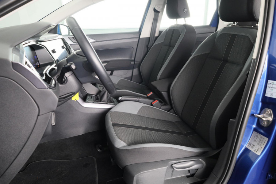 Volkswagen Polo 1.0 TSI Style 95 pk | Navigatie | LM-velgen|Parkeersensoren | Digital display| Adaptieve cruise control|